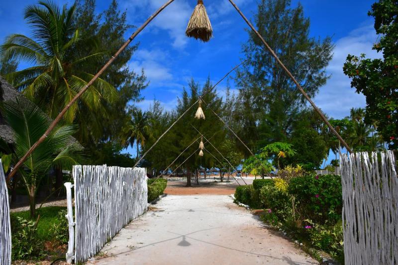 Kiwengwa Bungalow Boutique Resort Zanzibar Exterior photo